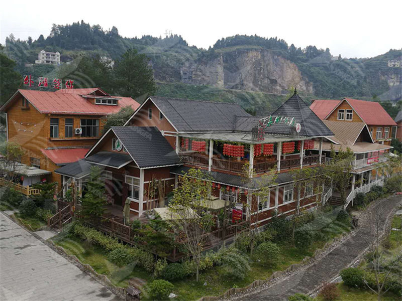 選擇中山合成樹脂瓦，為南方屋頂雨季防水護航